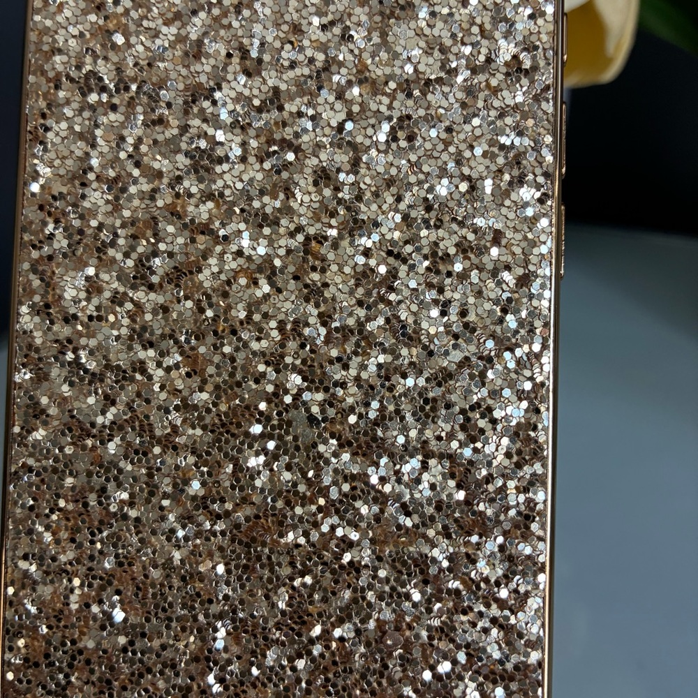 Gold Glitter Phone Case - Unbranded For iPhone 17e - Picture 2 of 6